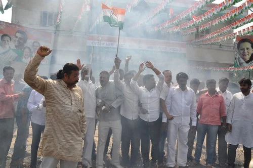 கர்நாடகா முதல்வராக சித்தராமையா தேர்வு!