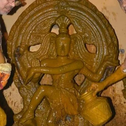 திரு உத்திரகோசமங்கையில் மரகத நடராஜர் சந்தனக் காப்பு களைதல் உற்சவம்!