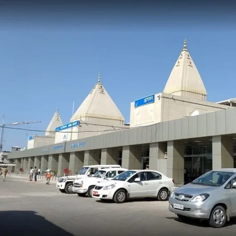 எல்லையில் தொடர் பதற்றம்! - முன்னெச்சரிக்கை நடவடிக்கையாக விமான சேவை ரத்து