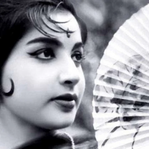 ஜெயலலிதாவுக்கு மிகப் பிடித்த பிறந்த நாள் பரிசு எது தெரியுமா?