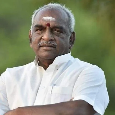 `நான் விமர்சிக்கவேயில்லை' - முதல்வரை சந்தித்த பின் பொன்.ராதாகிருஷ்ணன் பேட்டி