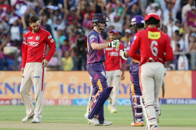 #IPL10: பஞ்சாப்பை பந்தாடியது புனே... பிளே ஆஃப் சுற்றுக்கும் தகுதி!