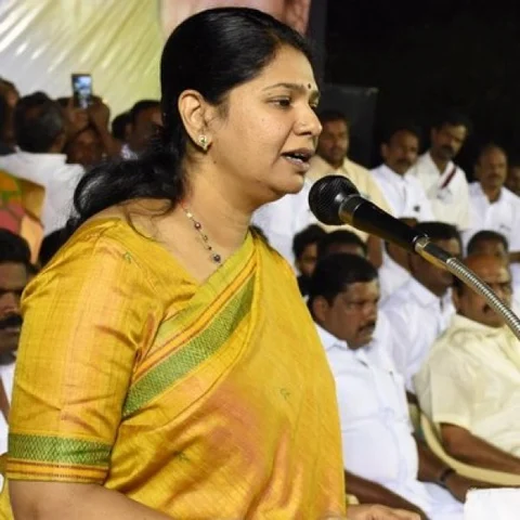 `ஸ்டாலினை நோக்கி தினகரன் வரட்டும்!' - குடும்ப உறவுகளிடம் கொந்தளித்த கனிமொழி
