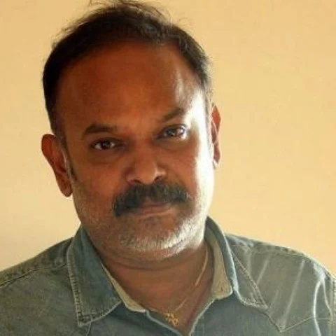 "டபுள் பார்ட் குழந்தைகள் படம், விஜய்க்கு எழுதியிருக்கிற கதை!" - வெங்கட் பிரபு