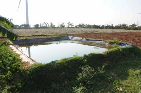 மெத்தன போக்கால் தாகம் தணிக்கும் பாட்டில் தண்ணீர்!
