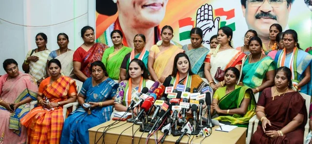 கேரள அமைச்சர் எம்.எம்.மணிக்கு எதிராக நடிகை நக்மா போர்க்கொடி