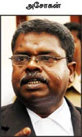 ''கும்பகோணத்துக்கு ஒரு நீதி... ஸ்ரீரங்கத்துக்கு ஒரு நீதியா?''