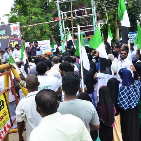 காட்டுக்குள் தாலுகா அலுவலகமா? - கடையநல்லூரில் வெடித்த போராட்டம்; 800 பேர் கைது!