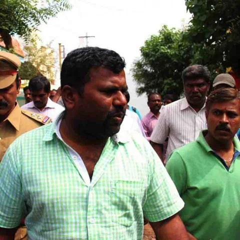 வழக்கறிஞர்களை வேலை செய்யவிடுங்கள்; இப்படியும் ஒரு வேண்டுகோள் !