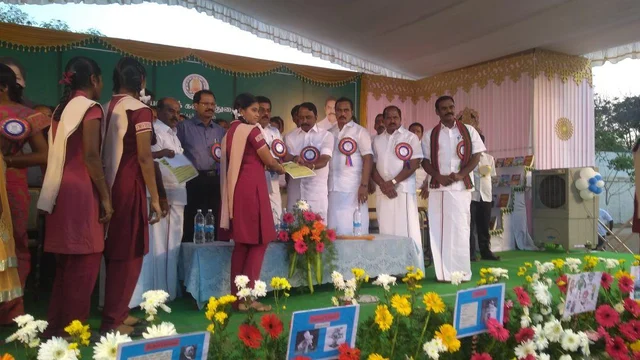 மத்திய அரசு நடத்தும் தேர்வை தமிழக மாணவர்கள் எதிர்கொள்வார்கள்! - செங்கோட்டையன் நம்பிக்கை