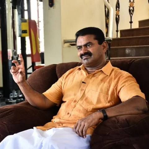 ``ஐ.டி. ரெய்டுக்குப் பயந்தே ரஜினி மத்திய அரசைக் குறைகூறாமல் இருக்கிறார்'' - சீமான்!