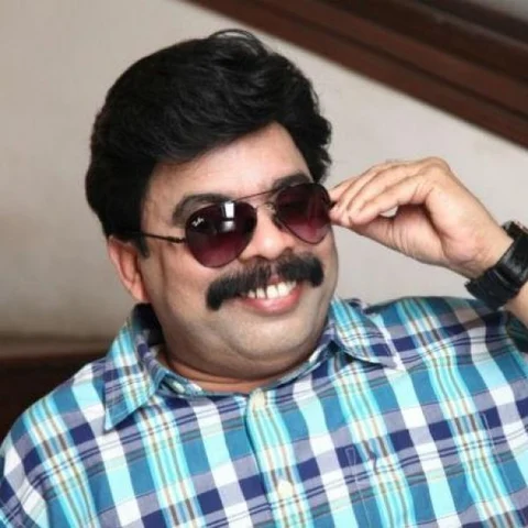 ''பிக்பாஸில் பங்கேற்கிறேன்... முருங்கைக்காயில் நடிக்கிறேன்!’’ - ‘பவர் ஸ்டார்’ ஸ்ரீனிவாசன் #VikatanExclusive