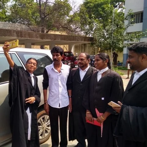 இயக்குநர் பாலாவுக்கு பிடிவாரன்ட் ரத்து; நடிகர் ஆர்யாவுக்கு நீதிபதி கண்டிப்பு