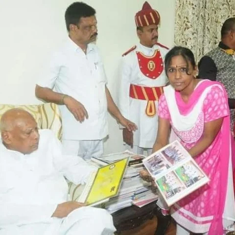 “திருமண முறிவின் கசப்பை, இனிமையாக்கியது யோகா!” - யோகா ஆசிரியையின் நெகிழ்ச்சிக் கதை
