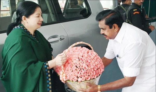 முதல்வர் எடப்பாடி பழனிசாமி பற்றிய நல்லதும் கெட்டதுமான செய்திகள் என்ன?