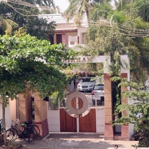 தெற்குப் பார்த்த வாசல்... யாருக்கு நல்லது?