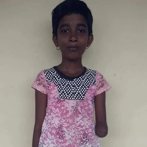 ஈழப்போரில் இறந்த அம்மாவிடம் பால் குடித்த ராகிணி... இப்போது எப்படி இருக்கிறாள்?