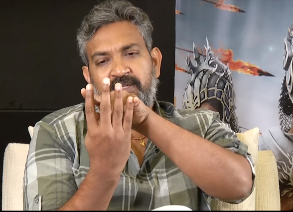 கட்டப்பா ஏன் பாகுபலியைக் கொன்றார்? முதன்முறையாக ராஜமௌலி பதில்!