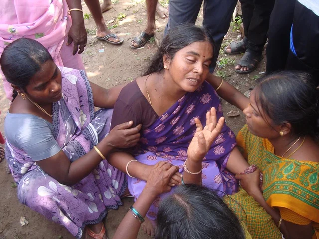 `பரமசிவத்தைக் கொன்றது யார்' - திசைமாறுகிறதா திண்டுக்கல் முத்துக்குமார் ஆணவக் கொலை வழக்கு?