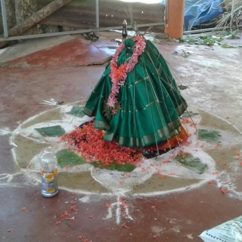 பேச்சிப்பாறை அணைக்காக உயிர்கொடுத்த காணி தெய்வம் பேச்சியம்மன்!