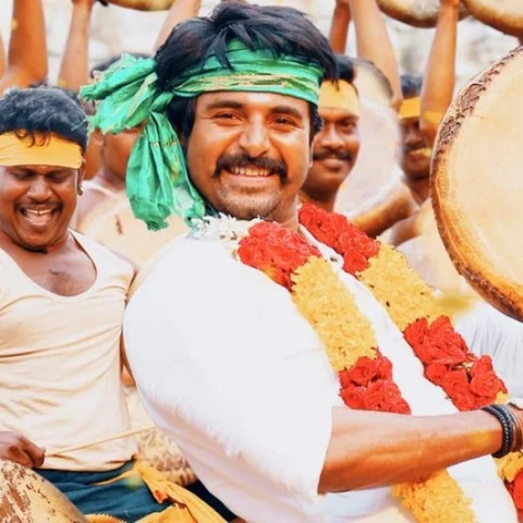 'சீமராஜா' சீக்ரெட்ஸ் - நள்ளிரவில் கண் கலங்கிய சிவகார்த்திகேயன்!