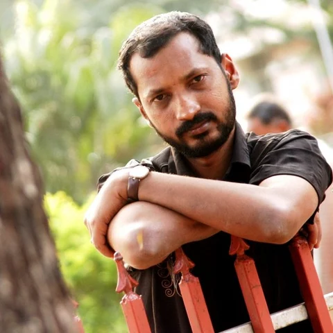 பேரன்பின் ஆதி ஊற்றைத் தொட்டுத் திறந்த கவிஞன்... நா.முத்துக்குமார்! #NaMuthukumar