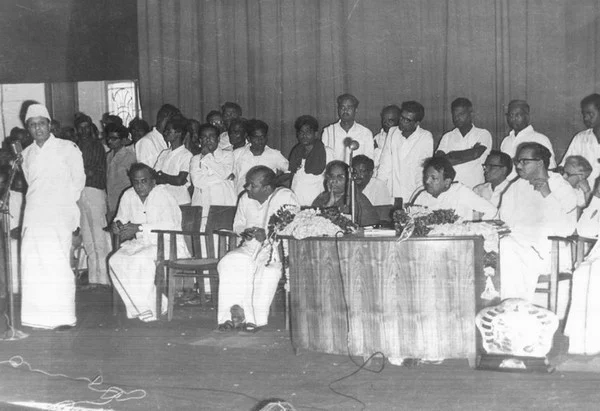 'அண்ணா ஒரு தேசியவாதி' - எம்.ஜி.ஆர் பார்வையில் அண்ணா!