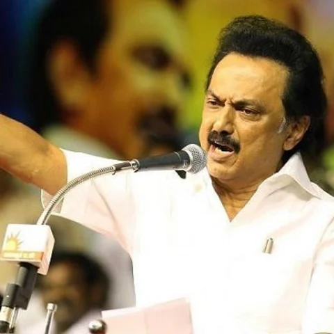 `பத்திரிகைச் சுதந்திரத்துக்குப் பகிரங்க அச்சுறுத்தல்!' - நக்கீரன் கோபால் கைதுக்கு ஸ்டாலின் கண்டனம்
