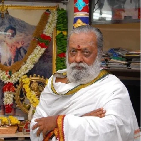 "'சிட்டிசன்' அனுபவம், 'பாட்ஷா' வசனம் பிறந்த கதை..." - பாலகுமாரன் குறித்து சரவண சுப்பையா ஷேரிங்ஸ்