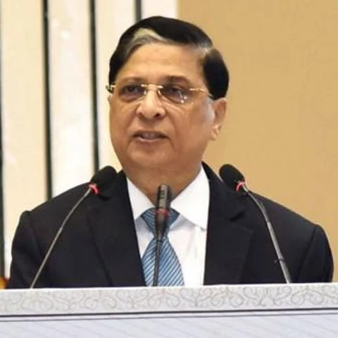 ``முழு திருப்தியுடன் விடைபெறுகிறேன்' - நீதிபதி தீபக் மிஸ்ரா உருக்கம்!