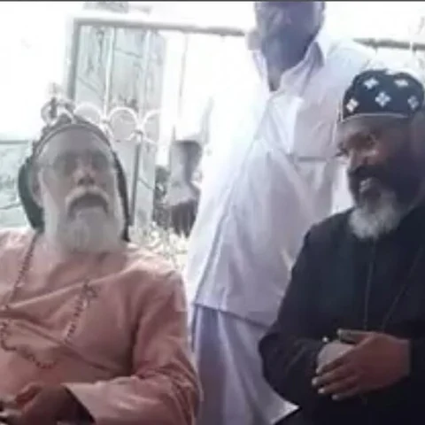 சர்ச் நிர்வாகம் சம்பந்தமாகக் கேரளாவில் இரு சபையினர் மோதல் - திருச்சூர் பிஷப் காயம்!