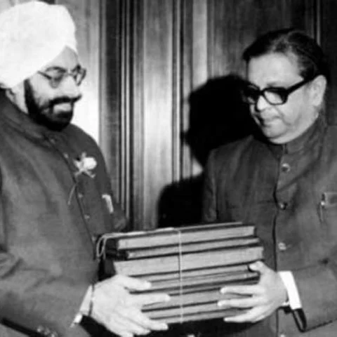 சமூக நீதிக்காக அளிக்கப்பட்ட முதல் அறிக்கை... யார் அந்த மண்டல்?