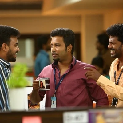 'ஆபிஸ்ல இவங்க எல்லாம் உங்களைச் சுத்தி இருப்பாங்க...! Gif காமெடி