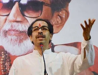 'டீ விற்றவரே பிரதமர் ஆகும்போது...!' - உத்தவ் தாக்கரே சீண்டல்: பா.ஜனதா ஆவேசம்!