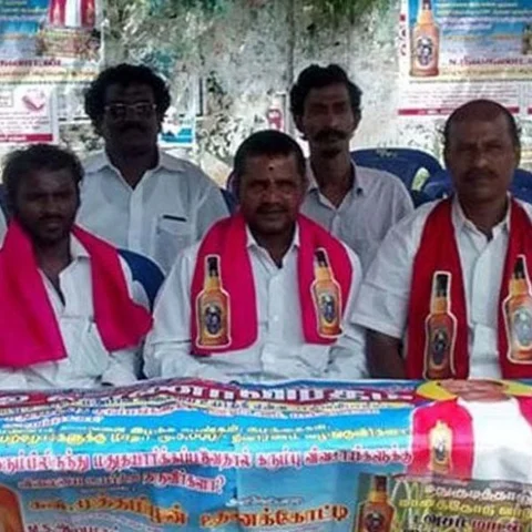 "தமிழகம் முழுவதும் தனித்துப் போட்டி" - மது குடிப்போர் விழிப்புஉணர்வு சங்கம் காமெடி!