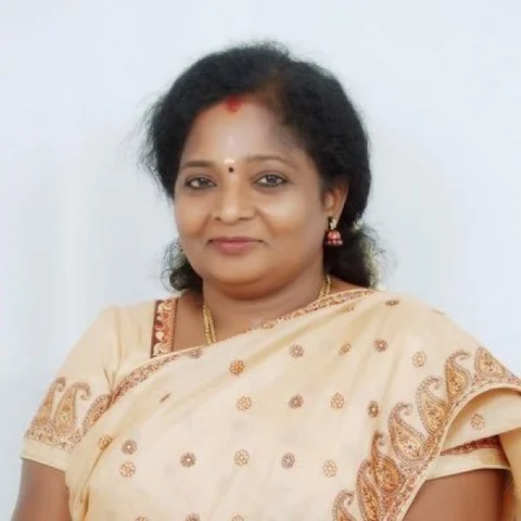 ‘மரகதத்தை மாணிக்கத்தால்தான் காப்பாற்ற முடியும்!’ - தமிழிசை ட்வீட்