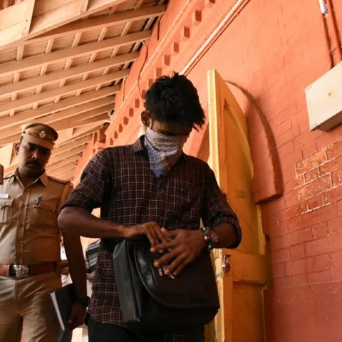 கொடநாடு கொலை, கொள்ளை வழக்கில் முதல்முறையாக 10 பேர் நேரில் ஆஜர்!
