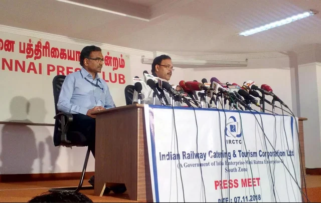 சுற்றுலா பயணிகளை கவர சிறப்பு ரயில்கள்!- ரூ.15,830 முதல் ரூ.4,725 வரை கட்டணம்
