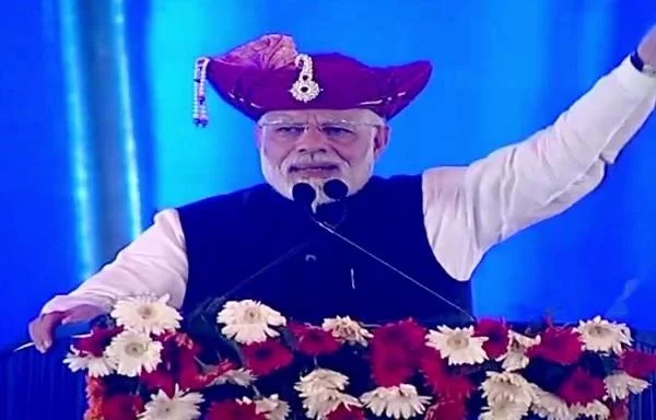 ஒருவர் இருக்கும் போதே இப்படி அஞ்சுகின்றனர்’ - மம்தா மாநாட்டை விளாசிய மோடி