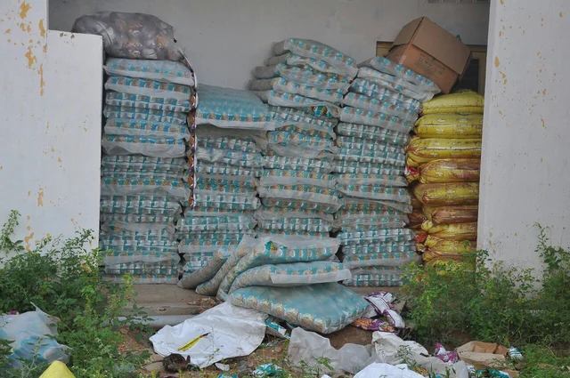 வேலூரில் காலாவதியான பொருட்களை நூதன முறையில் விற்பனை செய்த கும்பல்!