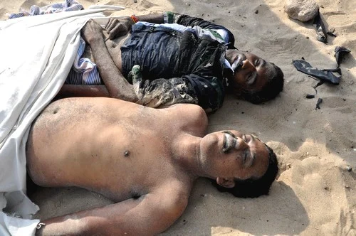 தந்தைக்கு திதி கொடுக்க வந்த மகன், நண்பர் கடலில் மூழ்கி பலி
