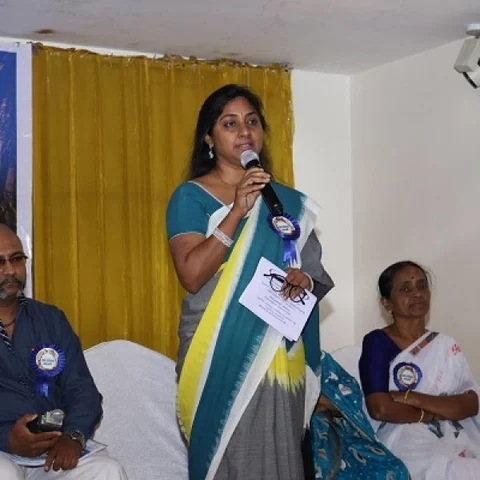 ''முறைகேடு, சீர்கேடு!" - ரோகிணி vs "ஆதாரம் எங்கே?" ராதாரவி டப்பிங் கலைஞர்கள் சங்கத் தேர்தல்