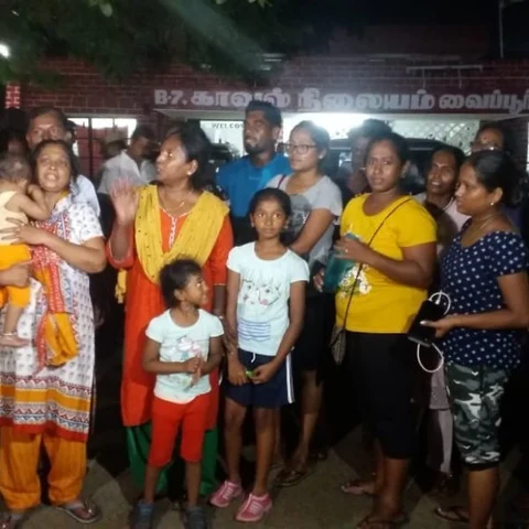 சீருடையில் இல்லாமல் விசாரணை - காவலர்கள் இரண்டு பேர் அதிரடி இடமாற்றம்!