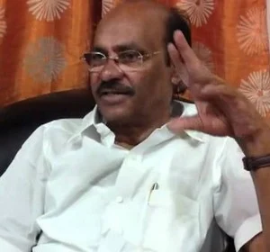 'சியாச்சின் பனிச்சரிவில் இறந்த தமிழக வீரர்களுக்கு நினைவுச் சின்னம் அமைக்க வேண்டும்!'