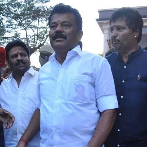 உயர் நீதிமன்றம் விசாரிக்க மறுப்பு - உச்ச நீதிமன்றம் சென்ற பாலகிருஷ்ணா ரெட்டி!