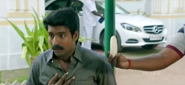 சினிமாவுக்கும் வாழைப் பழத்துக்கும் நெருங்குன சம்பந்தம் இருக்கு மக்களே!