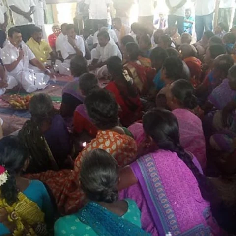 தி.மு.க ஊராட்சி சபை கூட்டத்தில் செந்தில் பாலாஜி - சோகத்தில் மாவட்டச் செயலாளர்