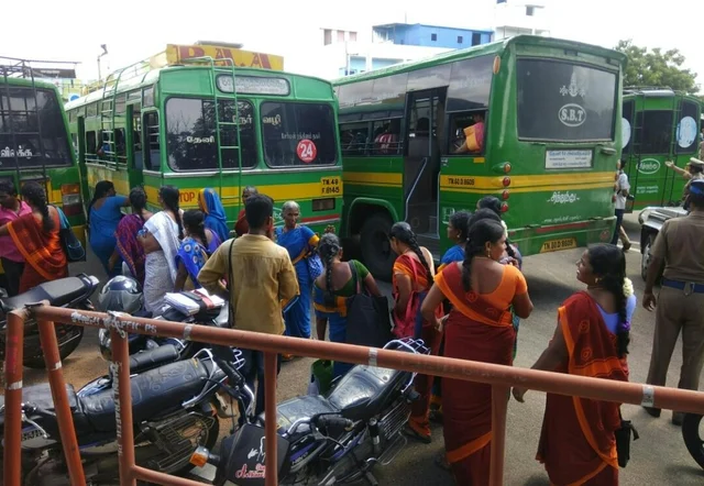 ஜாக்டோ- ஜியோ போராட்டமும் மினி பஸ்ஸும்.! அவதிப்பட்ட மக்கள்.!