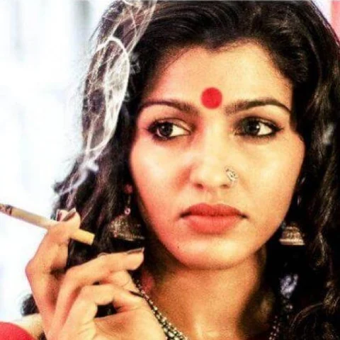 ''நோ ஸ்மோக்கிங் சிகரெட்.... நோ கிளாமர் தேவதாசி..!'' தன்ஷிகா
