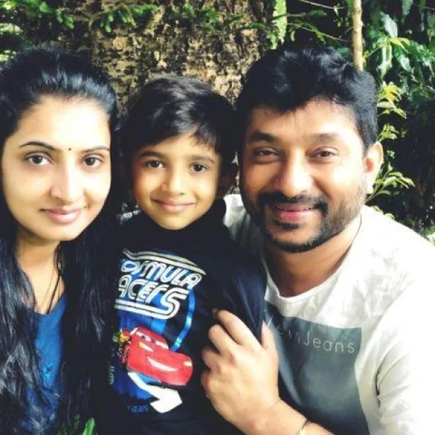 "சினிமா வாய்ப்புகள் அதிகம் வரலை; அதை நோக்கி நானும் போகலை!" நடிகை சுஜிதா